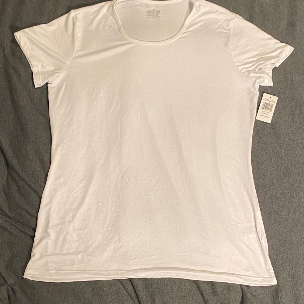 32 Degrees Women's Classic White Short Sleeve Tee